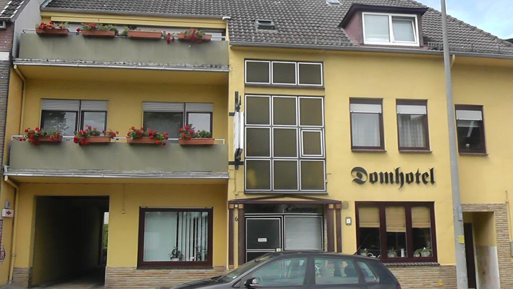 Domhotel Bed & Breakfast Schleswig Bagian luar foto